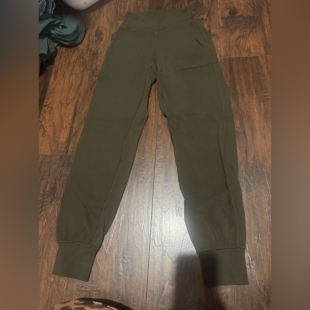 Lululemon Athletica Dark Green Activewear Pants
